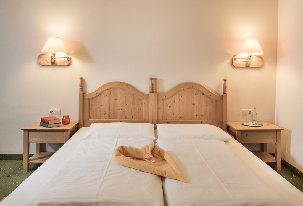 Aurora Appartements Inklusive Freiem Thermeneintritt Bad Hofgastein Habitación foto